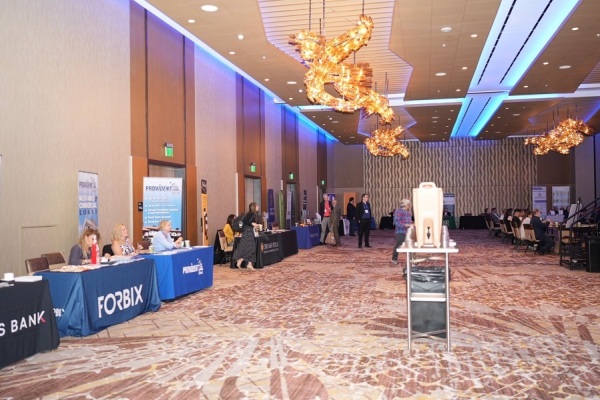 3aae2ef3-e4c1-4db9-9378-5d658d6d251a