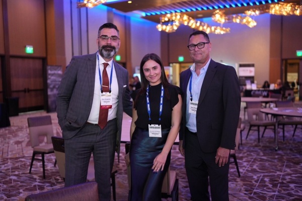 3ec7b669-2316-485f-b761-e361e8d65970