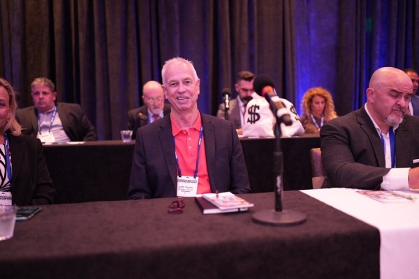 51c2572a-b27c-4119-8db7-d8d6f1032373