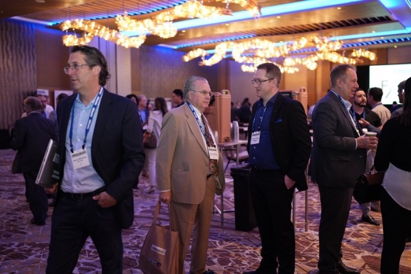 78913dff-7fda-43f4-a033-abab676a1a43