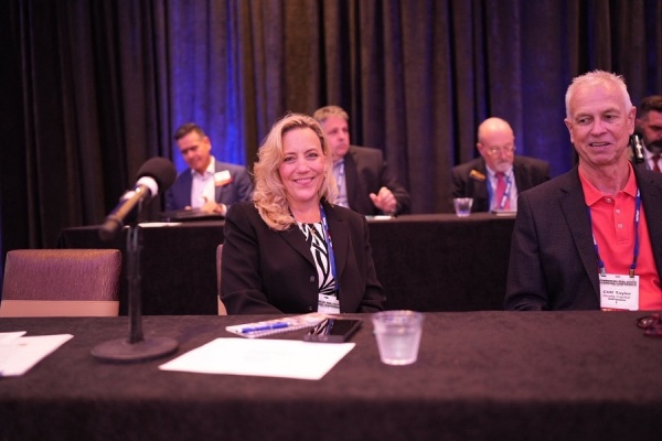 82feb90c-9c28-4844-8007-13c071956d86