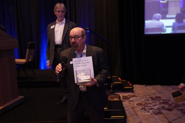 9ca83849-b40c-46d1-b3b4-f048a5663eed