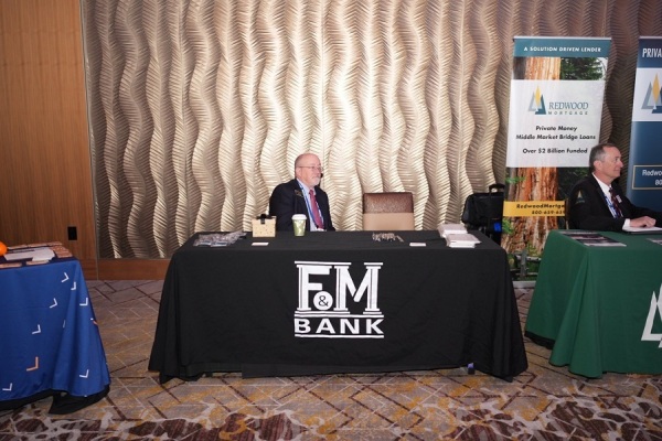 b0c1e36c-f9da-4ba4-9c64-67934759038b