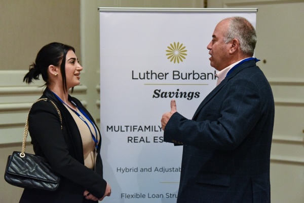 COMCL-LENDERS-20220426-0029