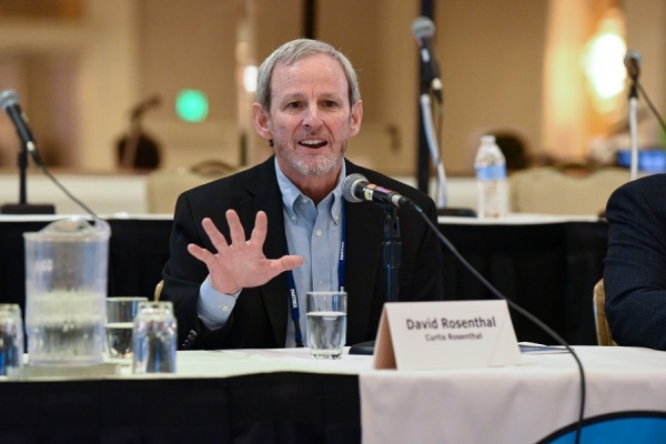 COMCL-LENDERS-20220426-0077