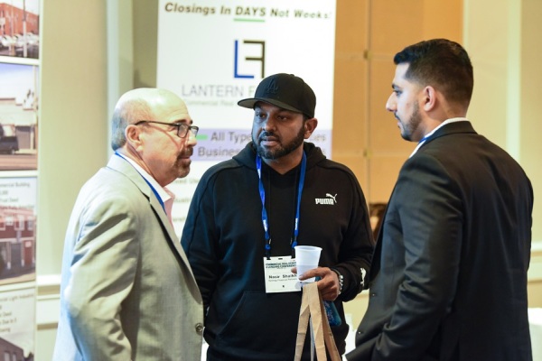 COMCL-LENDERS-20220426-0103