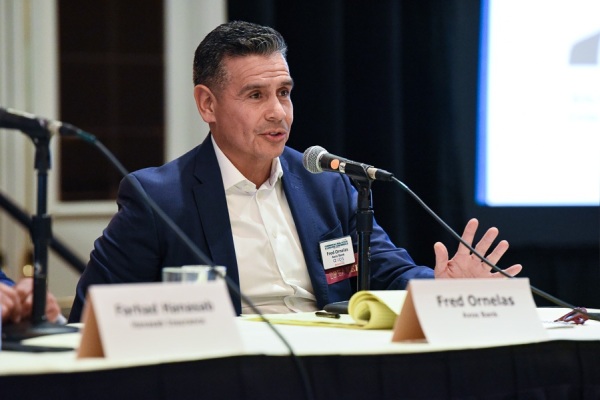 COMCL-LENDERS-20220426-0185