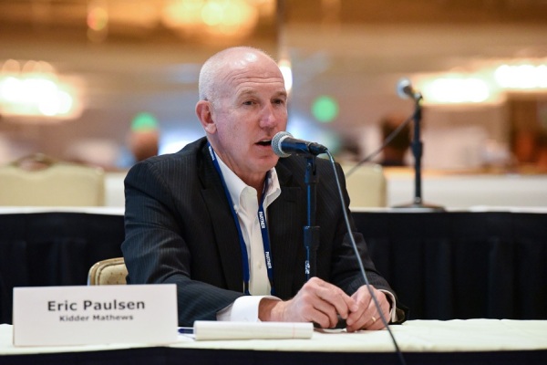 COMCL-LENDERS-20220426-0187