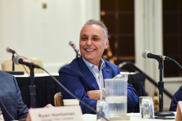 COMCL-LENDERS-20220426-0230