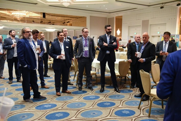 COMCL-LENDERS-20220426-3943