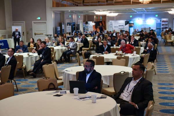 COMCL-LENDERS-20220426-3961