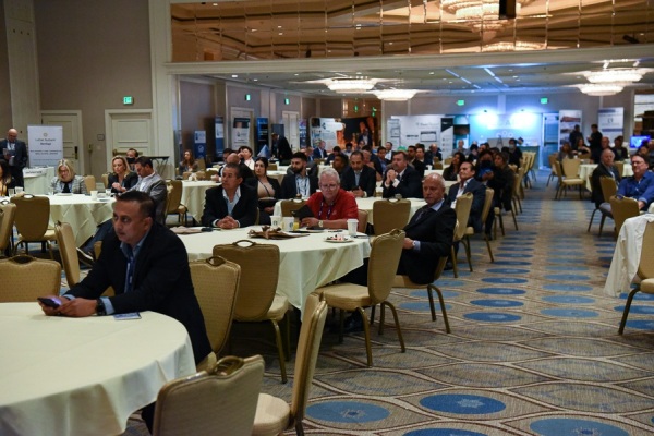 COMCL-LENDERS-20220426-3965