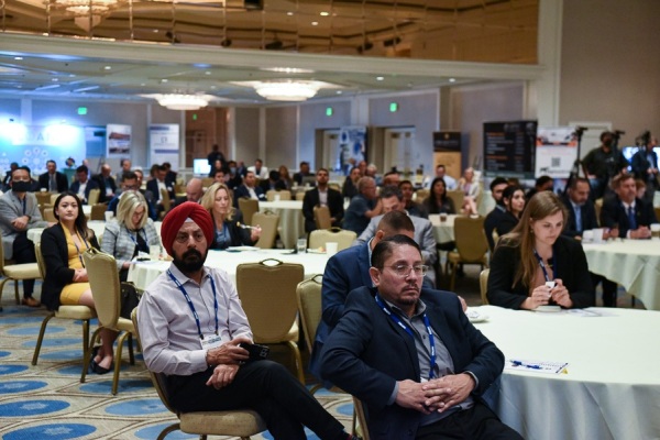 COMCL-LENDERS-20220426-3966