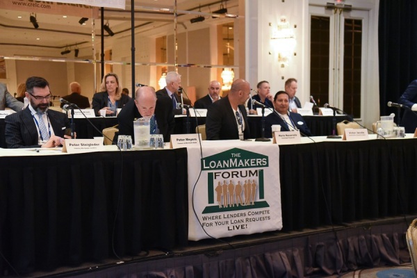 COMCL-LENDERS-20220426-3983