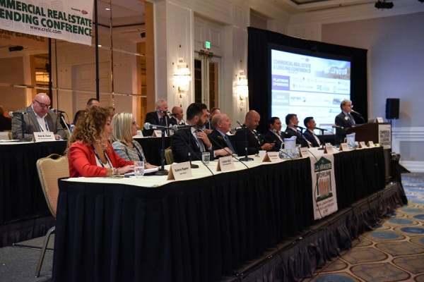 COMCL-LENDERS-20220426-3990