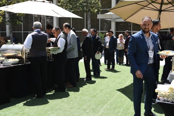 COMCL-LENDERS-20220426-4002