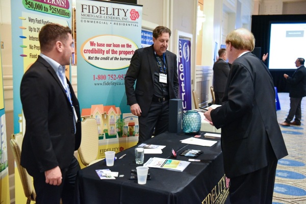 COMCL-LENDERS-20220426-4058