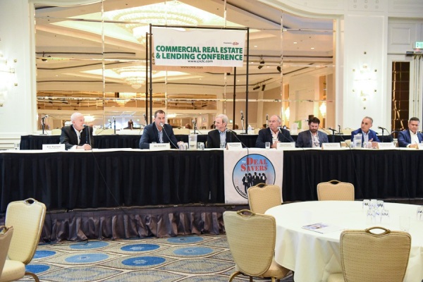 COMCL-LENDERS-20220426-4075