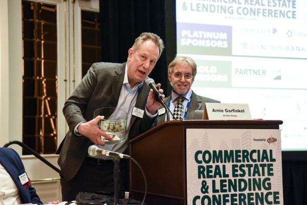 COMCL-LENDERS-20220426-4088