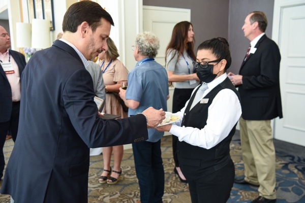 COMCL-LENDERS-20220426-4121