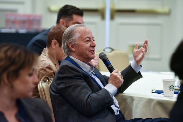 COMCL-LENDERS-20220426-9604