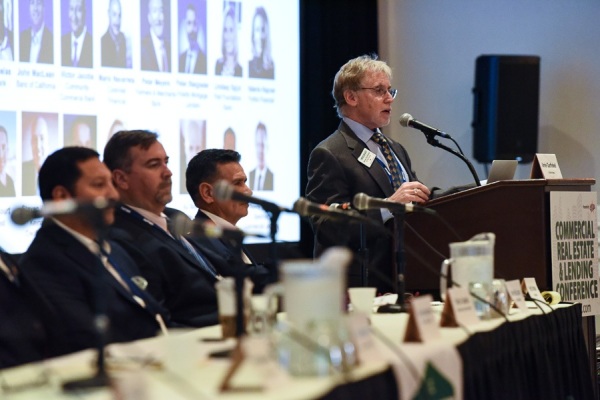 COMCL-LENDERS-20220426-9727