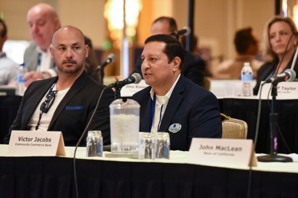 COMCL-LENDERS-20220426-9753