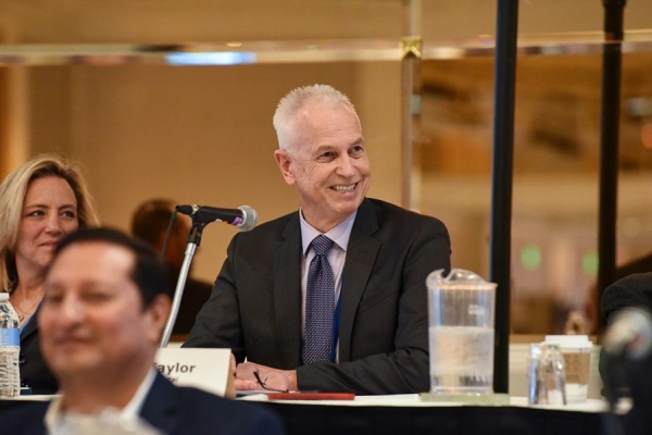 COMCL-LENDERS-20220426-9834