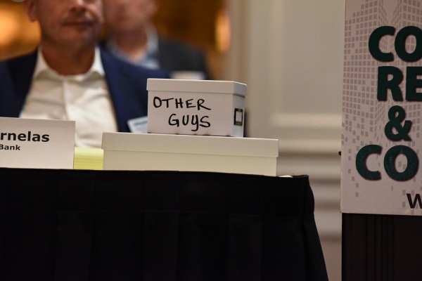 COMCL-LENDERS-20220426-9847