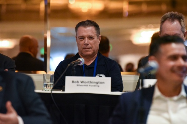 COMCL-LENDERS-20220426-9849