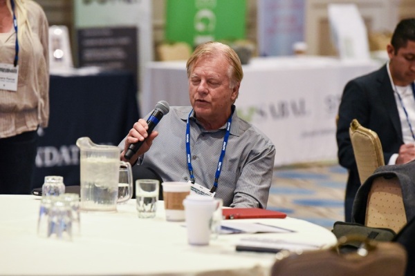 COMCL-LENDERS-20220426-9870