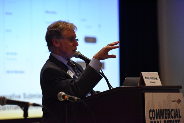 COMCL-LENDERS-20220426-9871