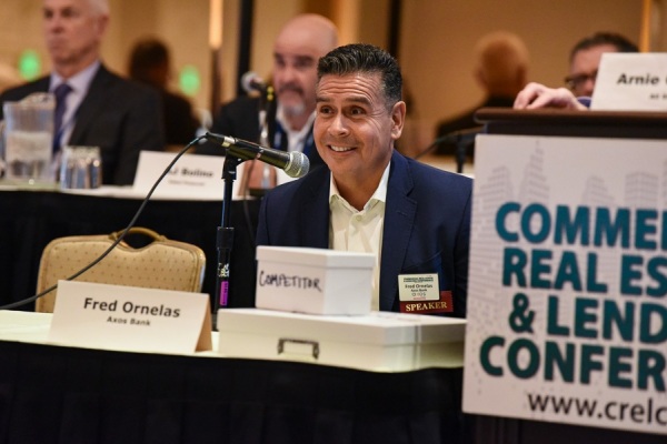 COMCL-LENDERS-20220426-9902