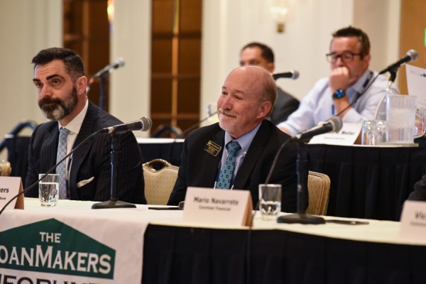 COMCL-LENDERS-20220426-9908