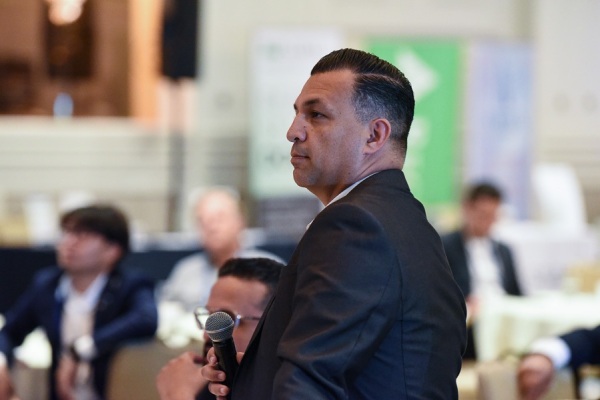 COMCL-LENDERS-20220426-9919