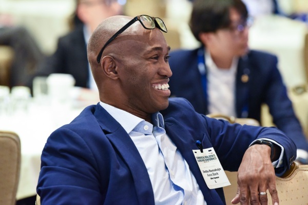 COMCL-LENDERS-20220426-9931