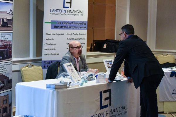 COMCL-LENDERS-20220426-9939