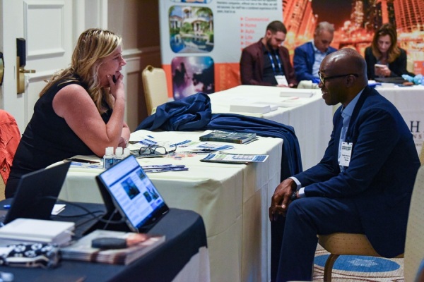 COMCL-LENDERS-20220426-9960