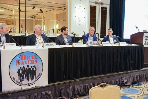 COMCL-LENDERS-20220426-4080