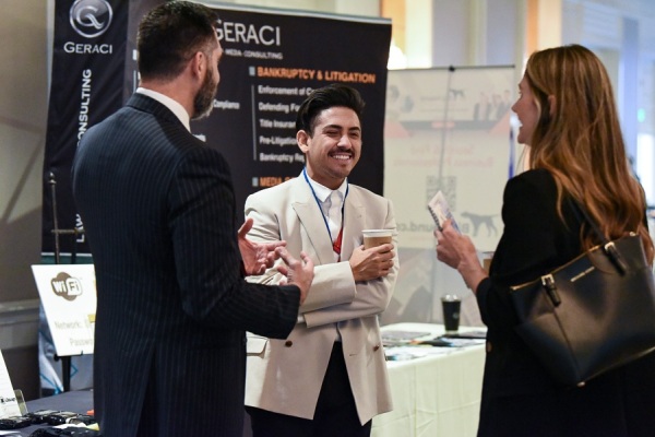 COMCL-LENDERS-20220426-9651