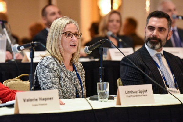 COMCL-LENDERS-20220426-9769